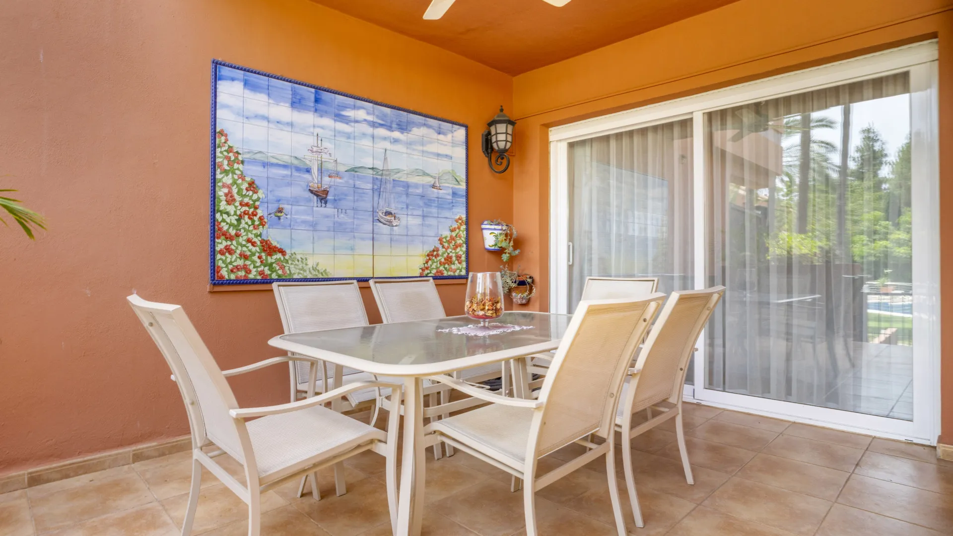 For sale El Embrujo Playa 2 bedrooms ground floor apartment