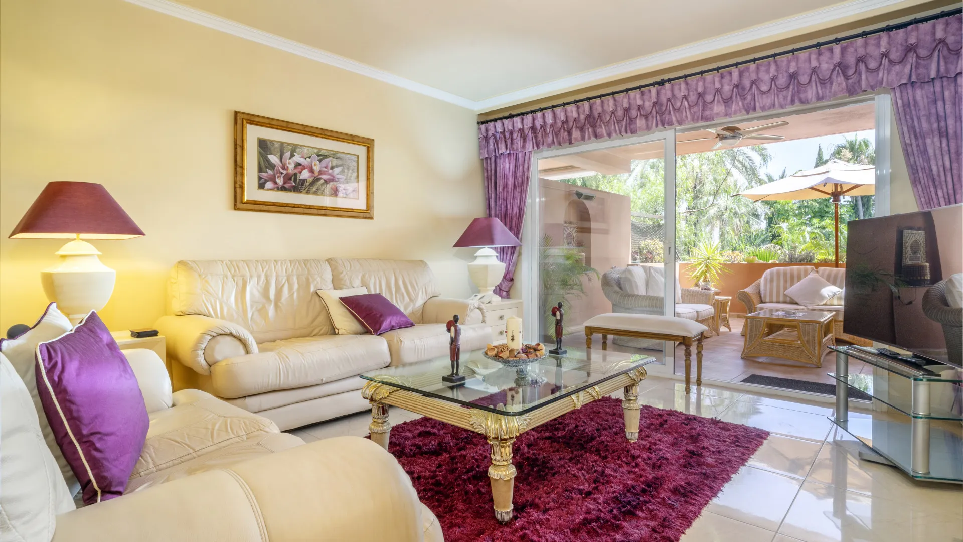 For sale El Embrujo Playa 2 bedrooms ground floor apartment