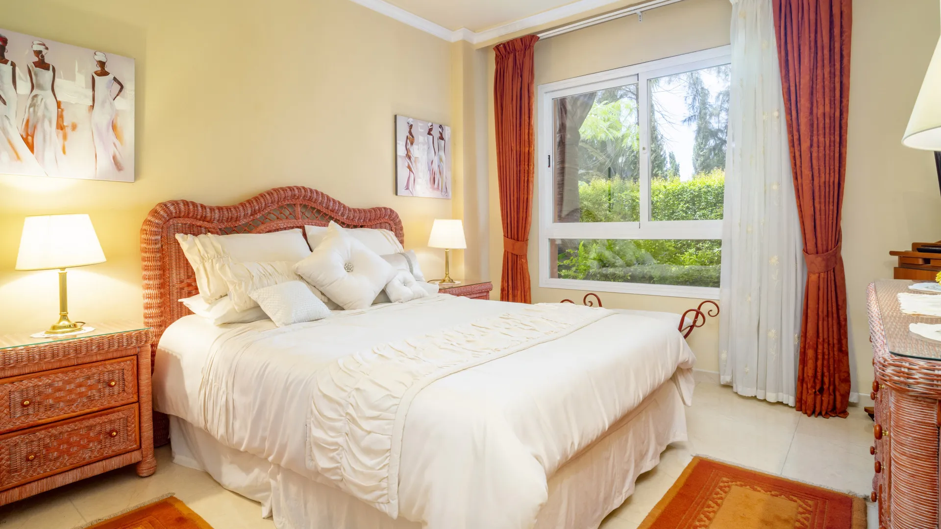 For sale El Embrujo Playa 2 bedrooms ground floor apartment