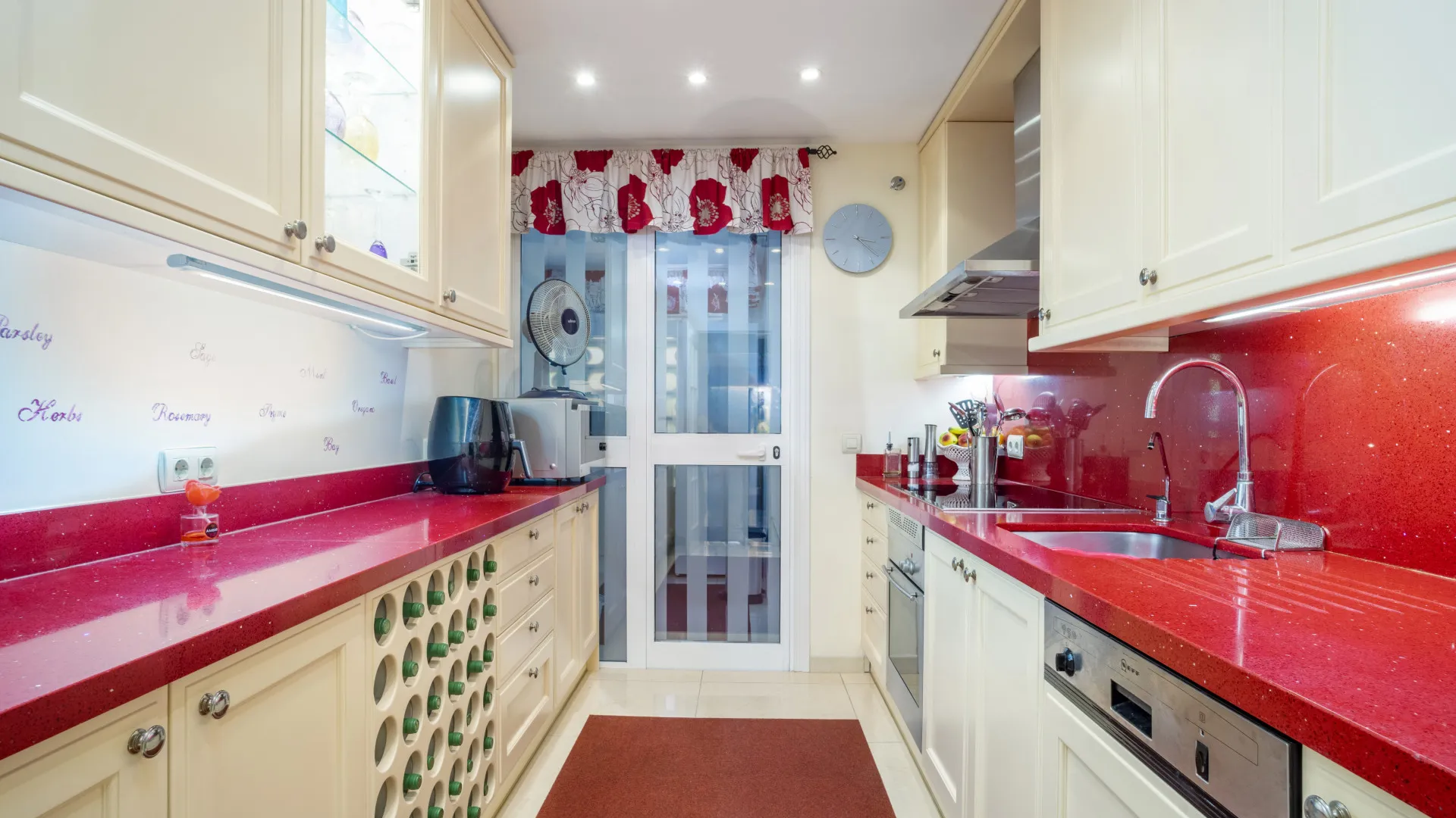 For sale El Embrujo Playa 2 bedrooms ground floor apartment