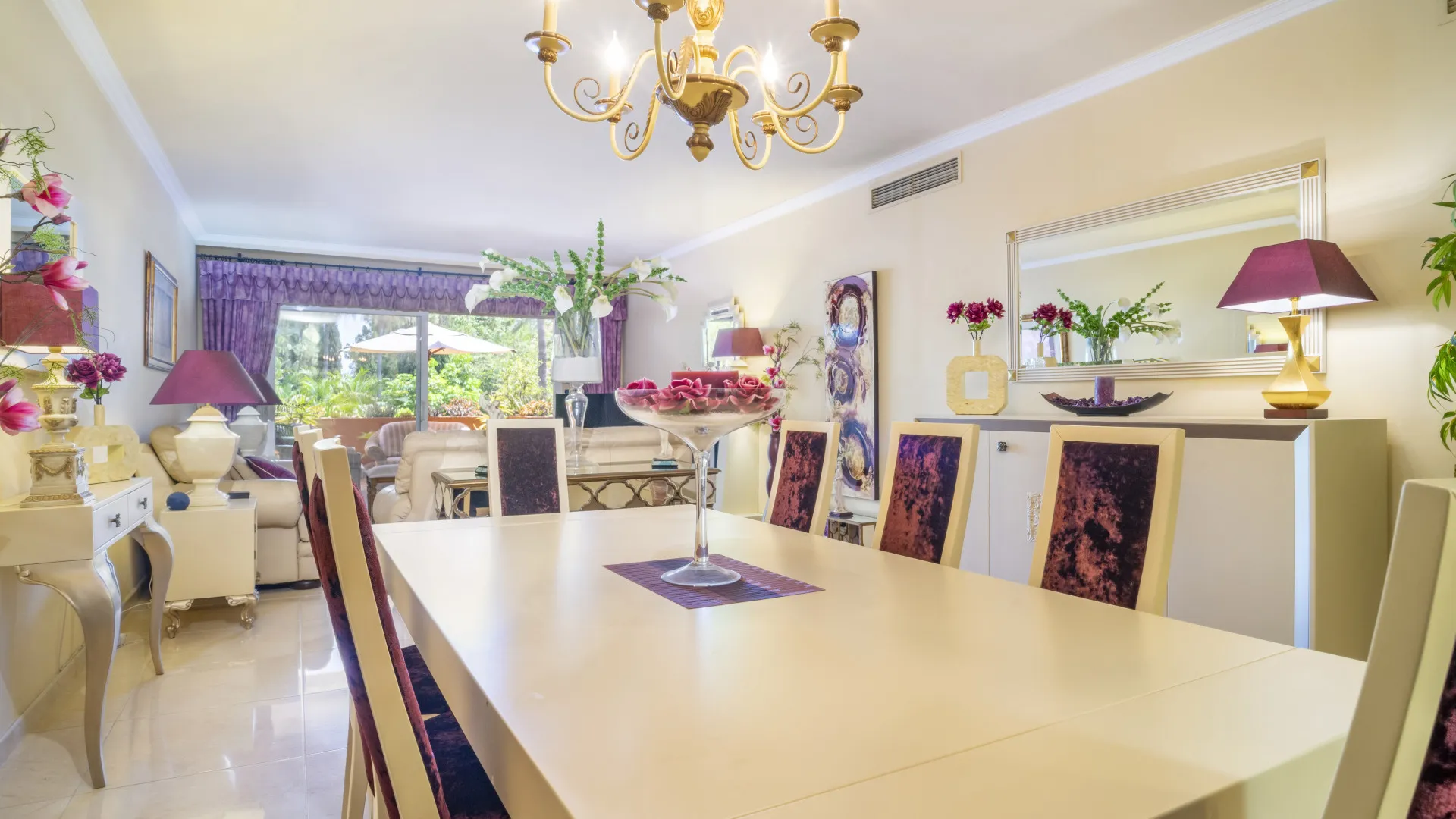 For sale El Embrujo Playa 2 bedrooms ground floor apartment