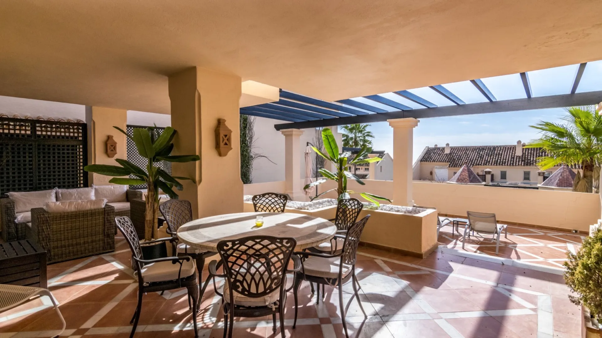 Se vende apartamento planta baja en Albatross Hill