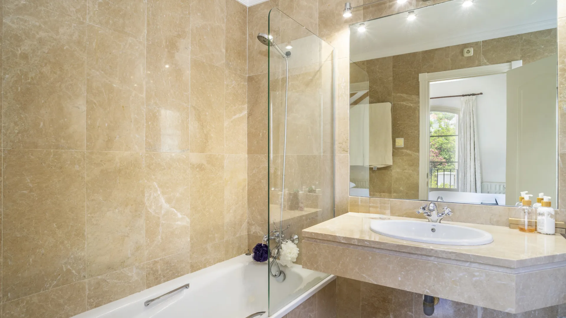 For sale Aloha Real 3 bedrooms town house