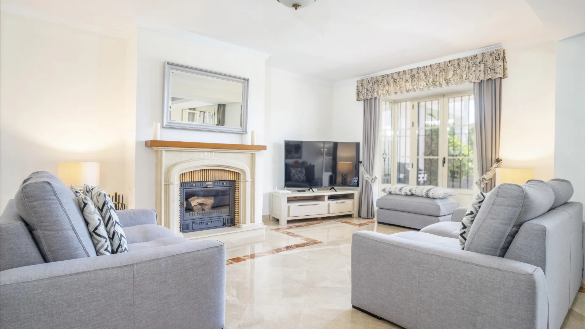 For sale Aloha Real 3 bedrooms town house