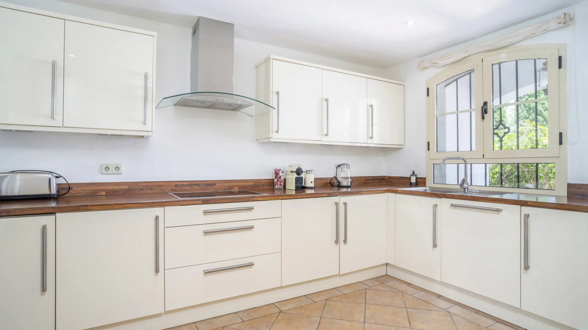 For sale Aloha Real 3 bedrooms town house