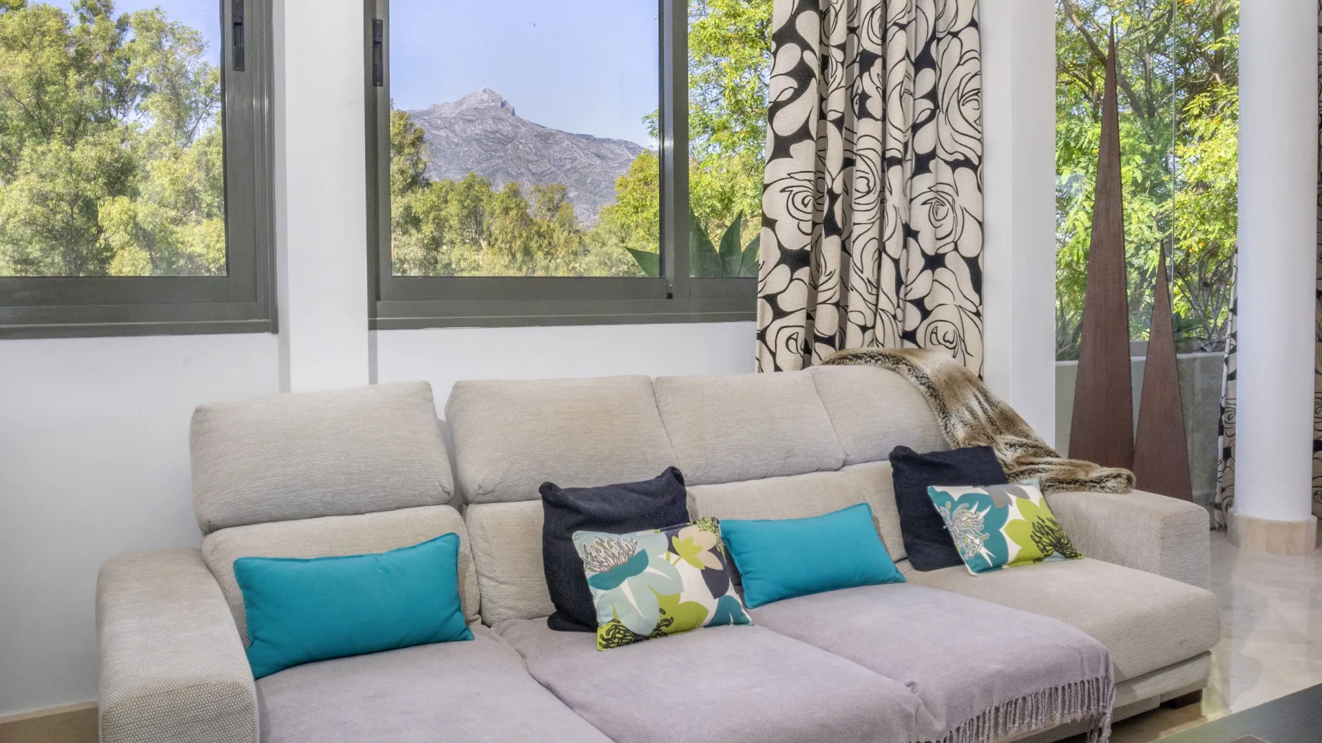 Duplex penthouse with 2 bedrooms for sale in Lorcrigolf