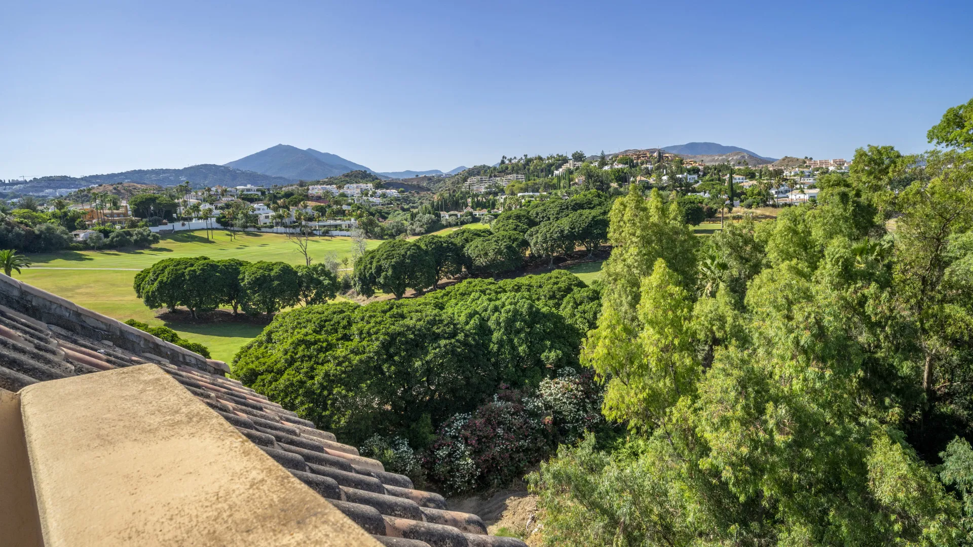 Duplex penthouse with 2 bedrooms for sale in Lorcrigolf