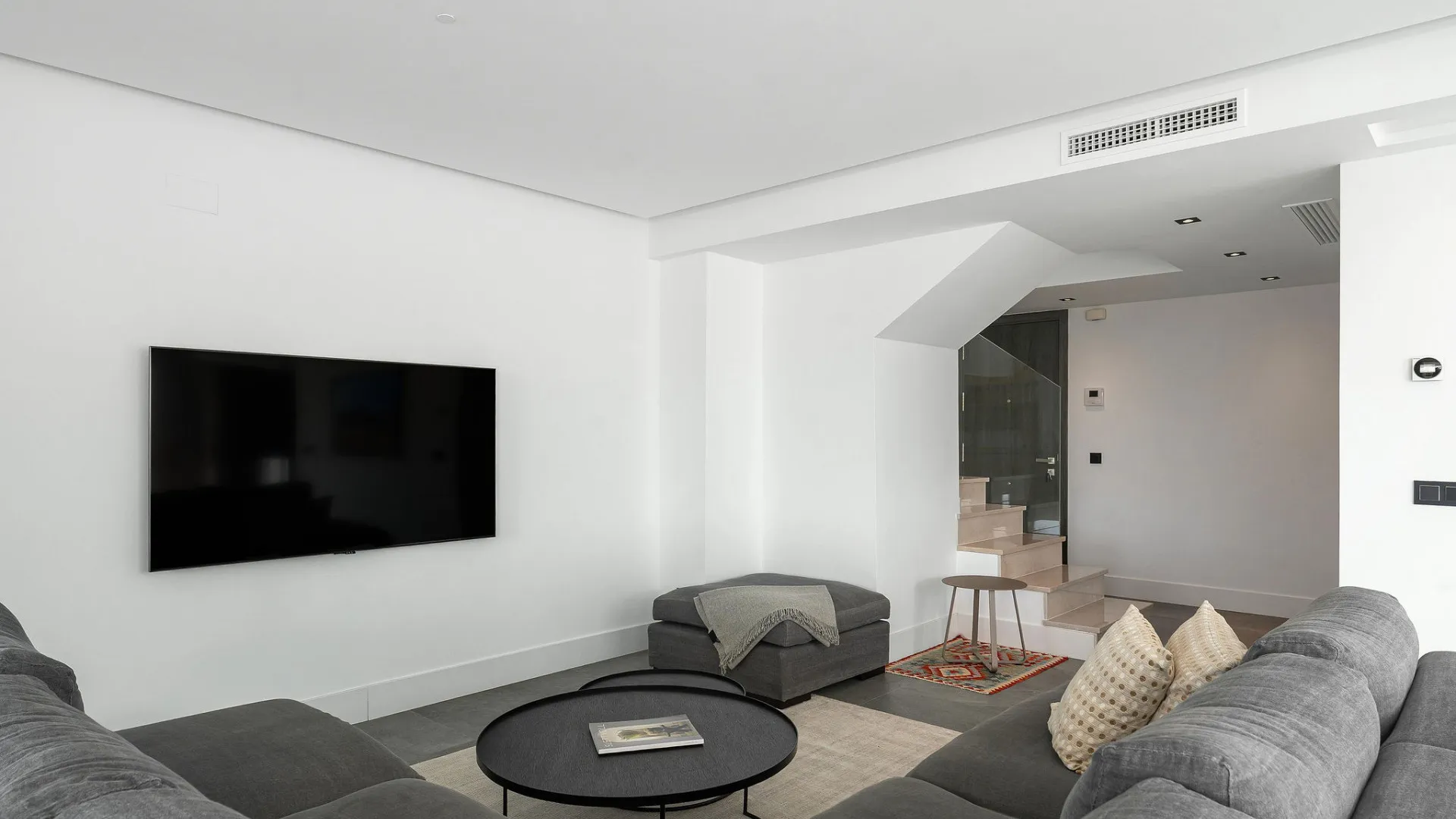 Buy La Quinta duplex penthouse