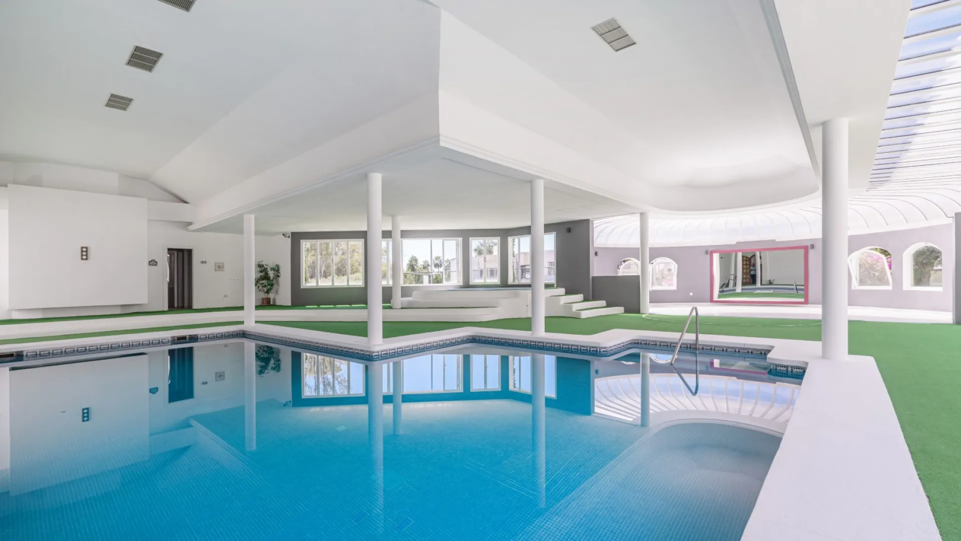 Penthouse for sale in Le Village