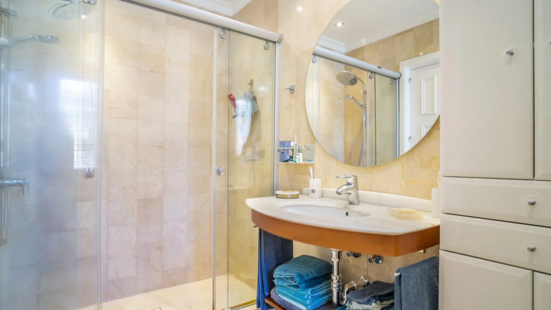 Penthouse for sale in Le Village