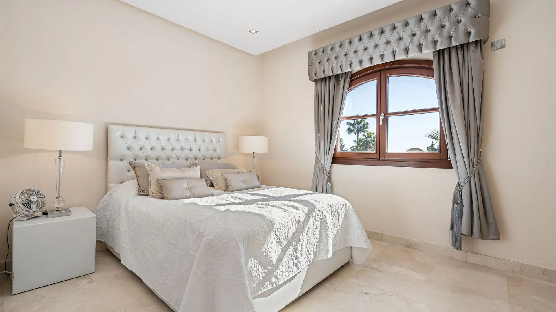 For sale La Capellania villa