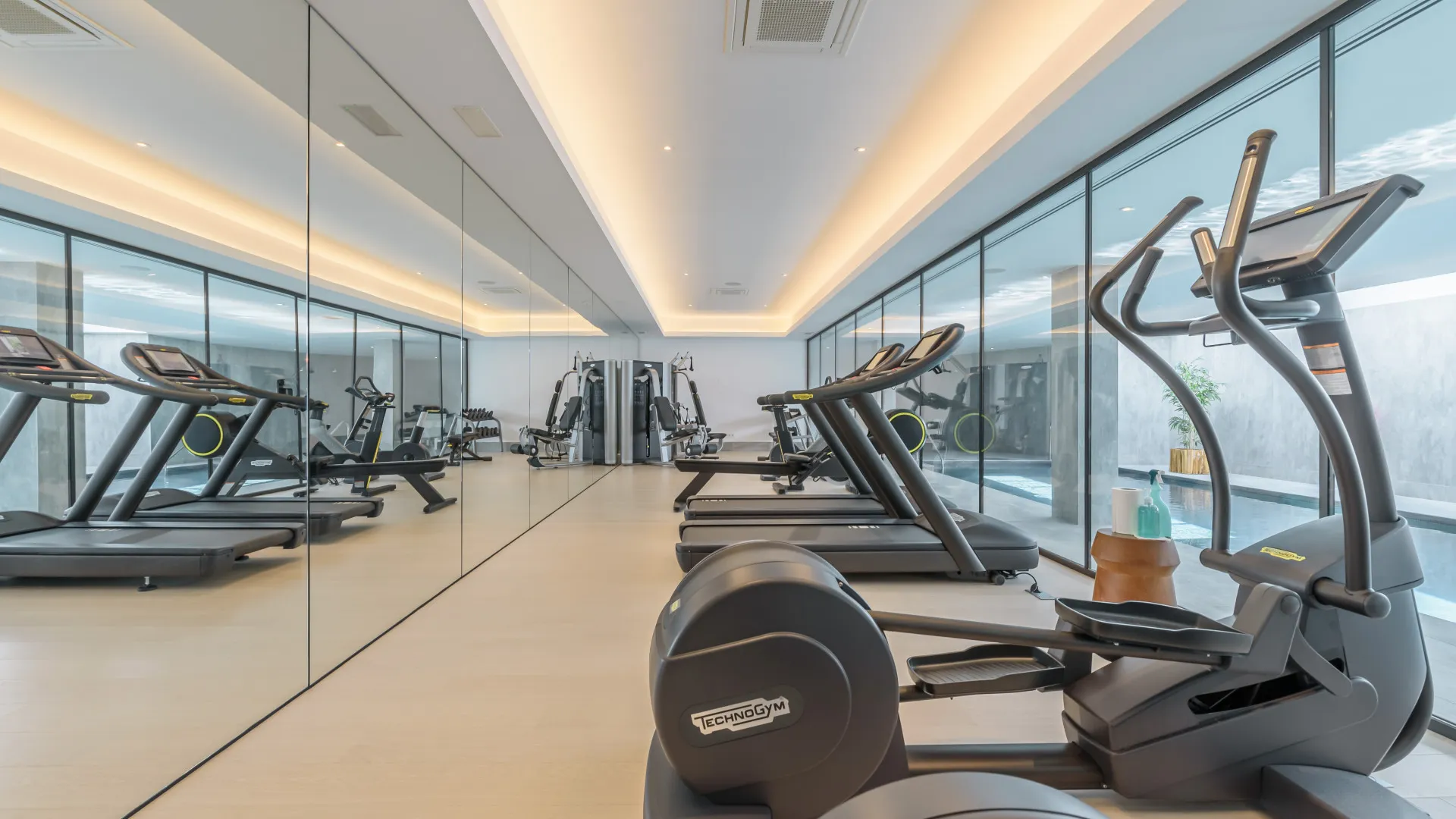 For sale 3 bedrooms apartment in 9 Lions Residences