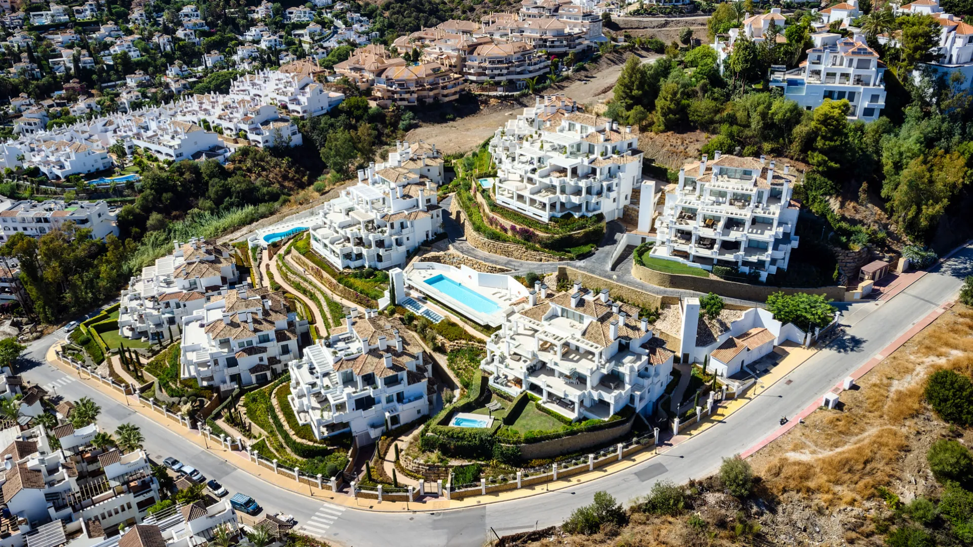 For sale 3 bedrooms apartment in 9 Lions Residences