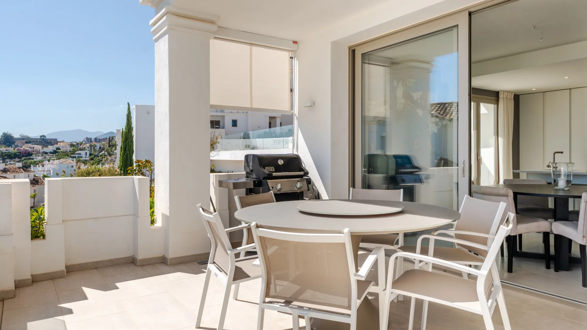 For sale 3 bedrooms apartment in 9 Lions Residences