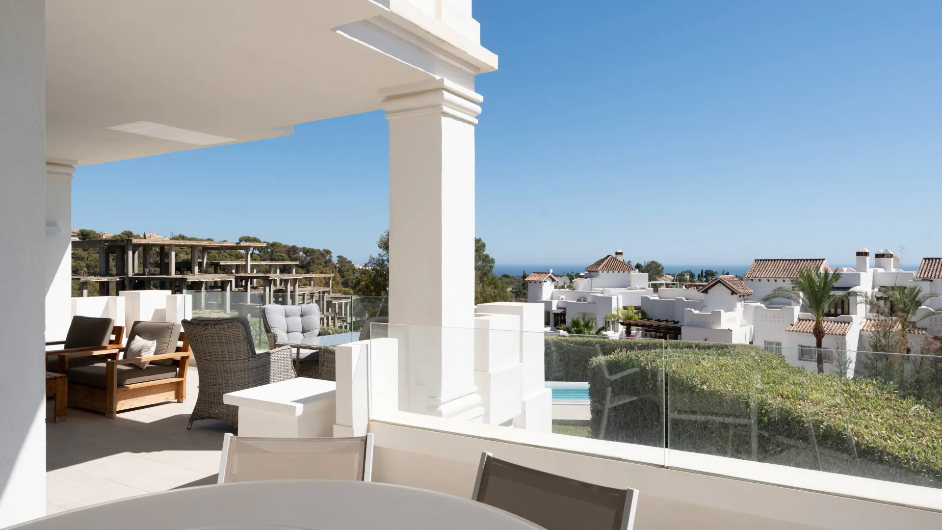 For sale 3 bedrooms apartment in 9 Lions Residences
