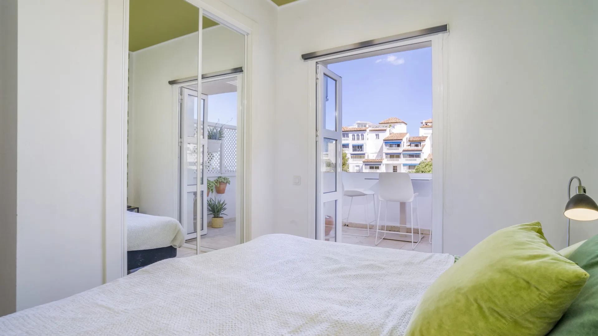 Andalucia del Mar, apartamento de 2 dormitorios en venta