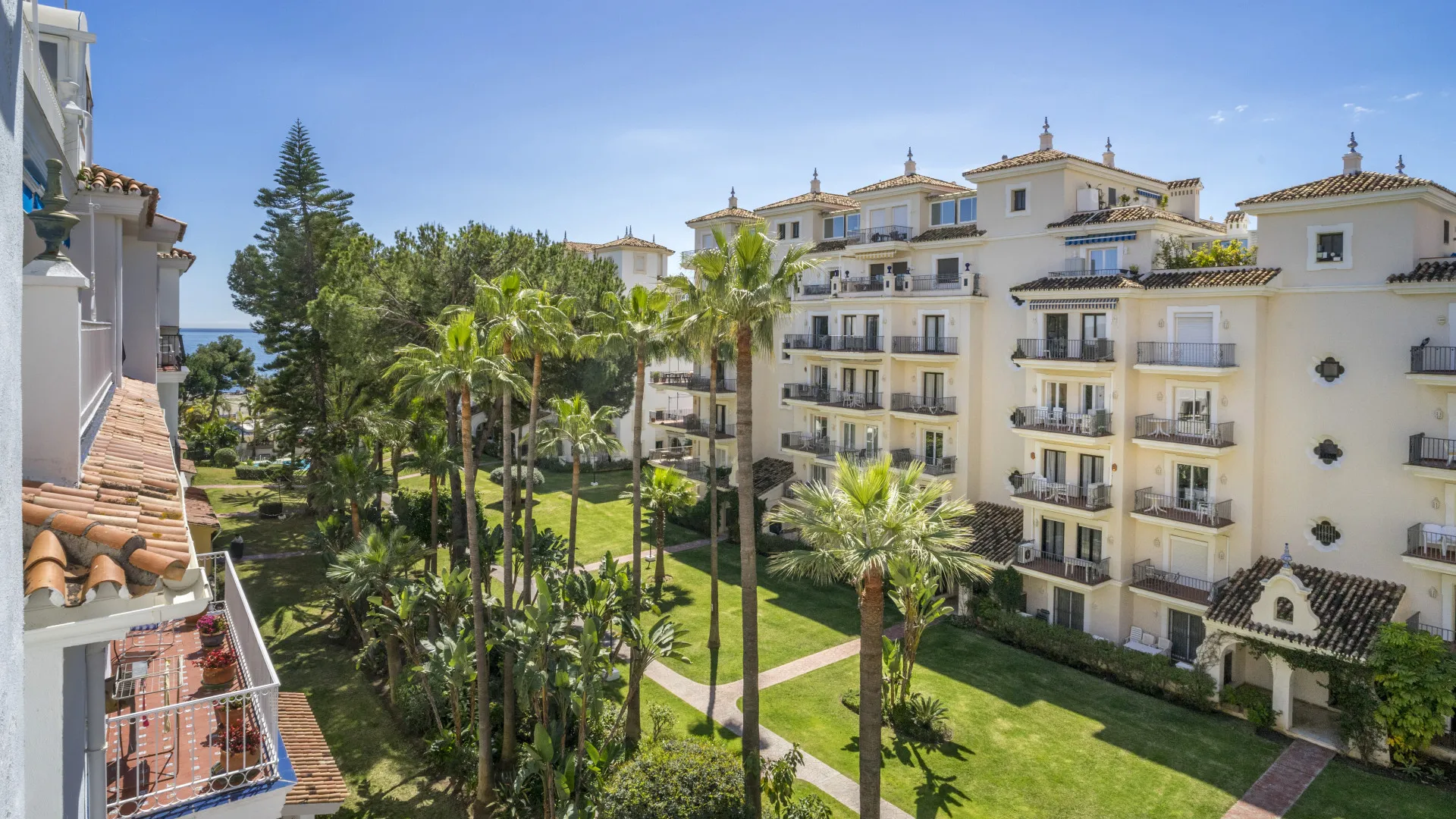 Andalucia del Mar, apartamento de 2 dormitorios en venta