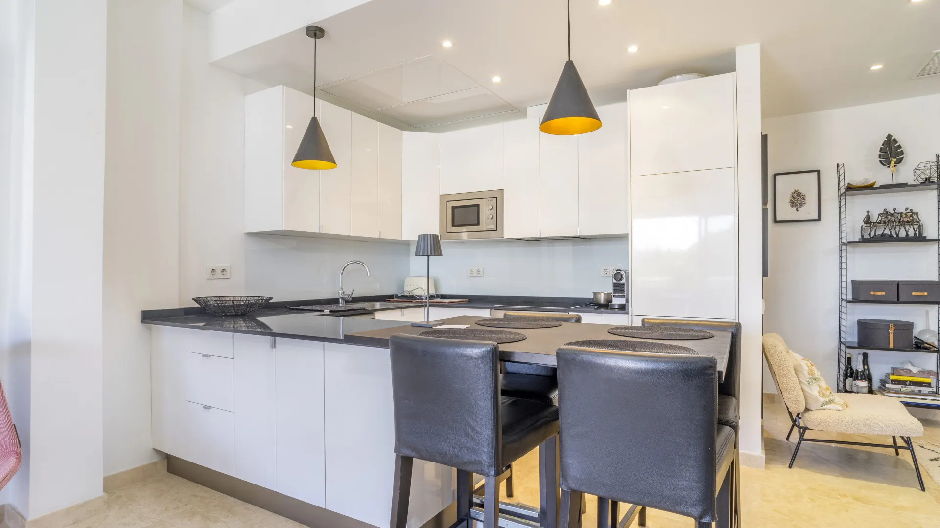 Andalucia del Mar, apartamento de 2 dormitorios en venta