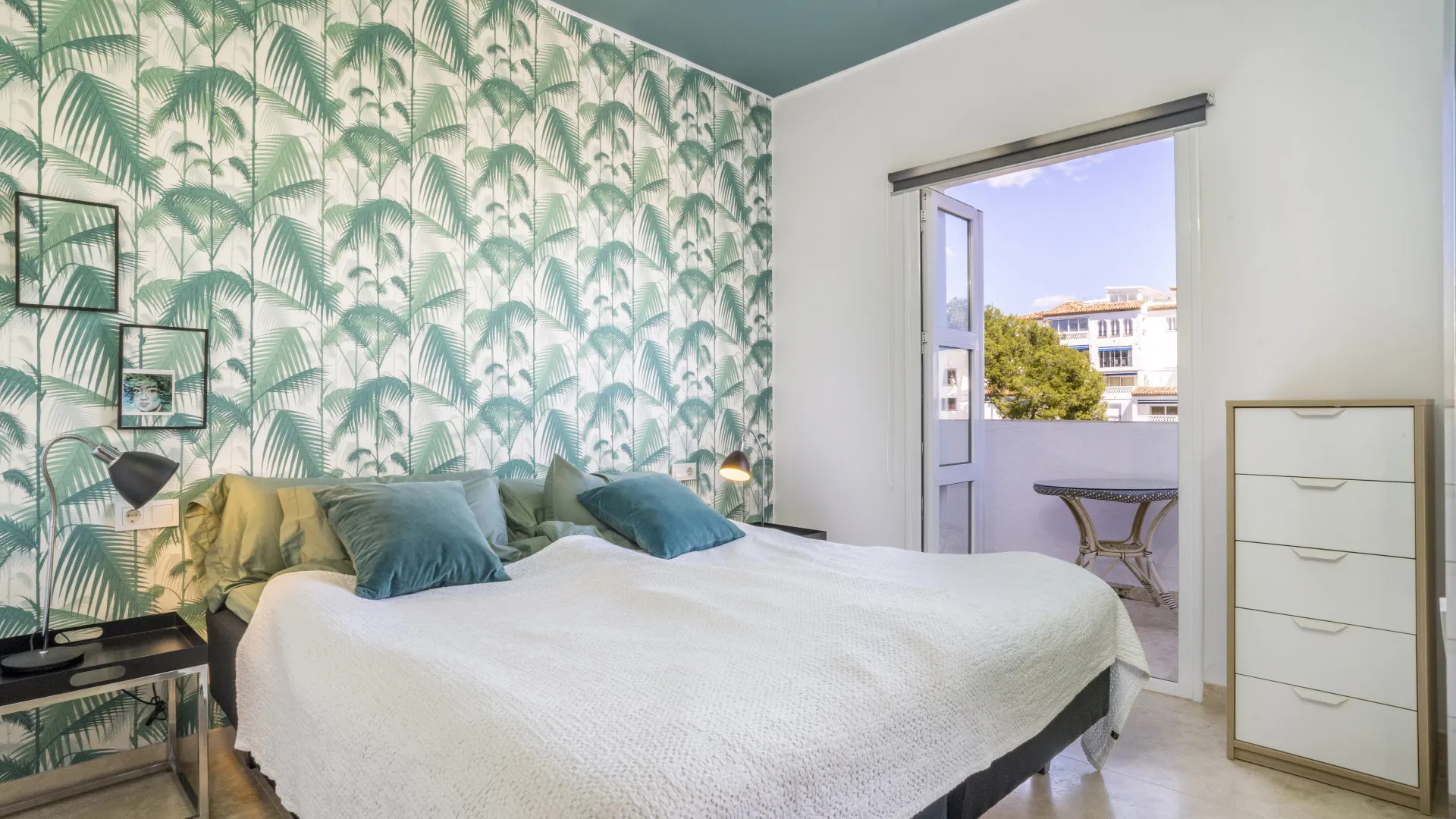 Andalucia del Mar, apartamento de 2 dormitorios en venta