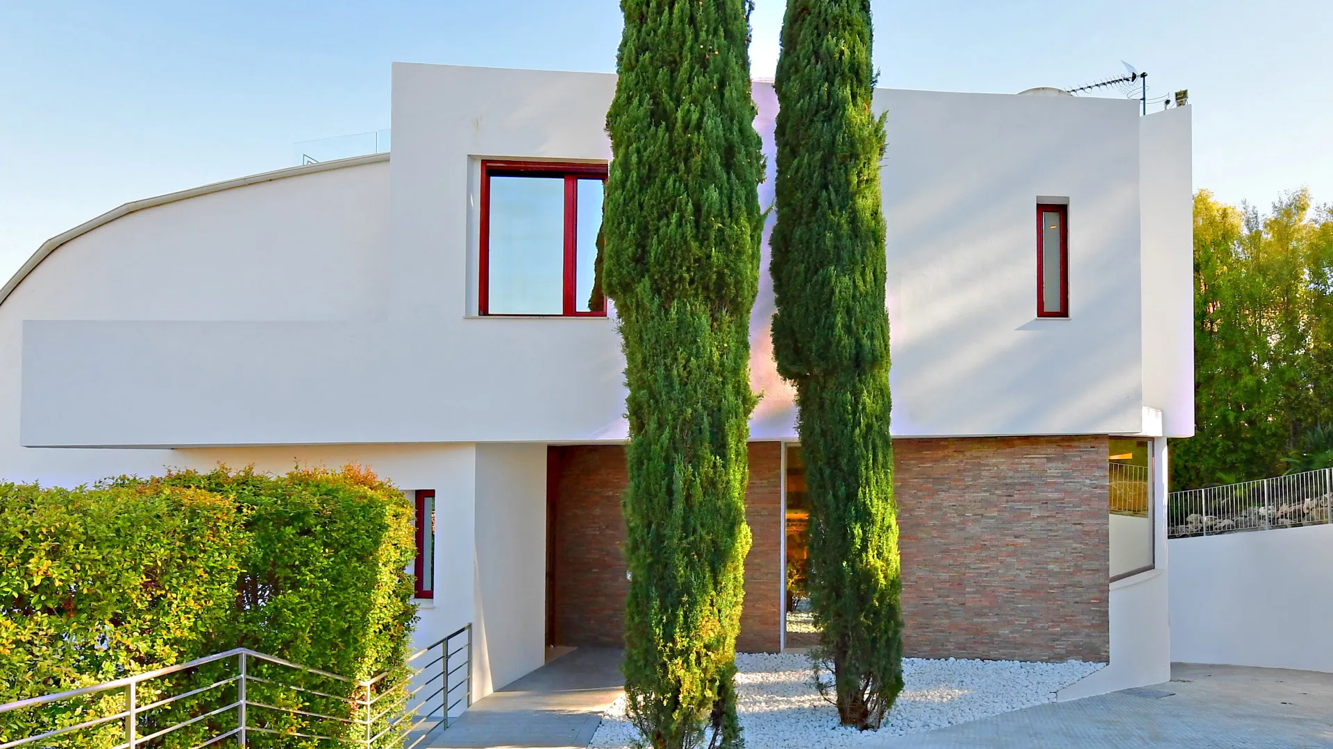 Villa in Nueva Andalucia for sale