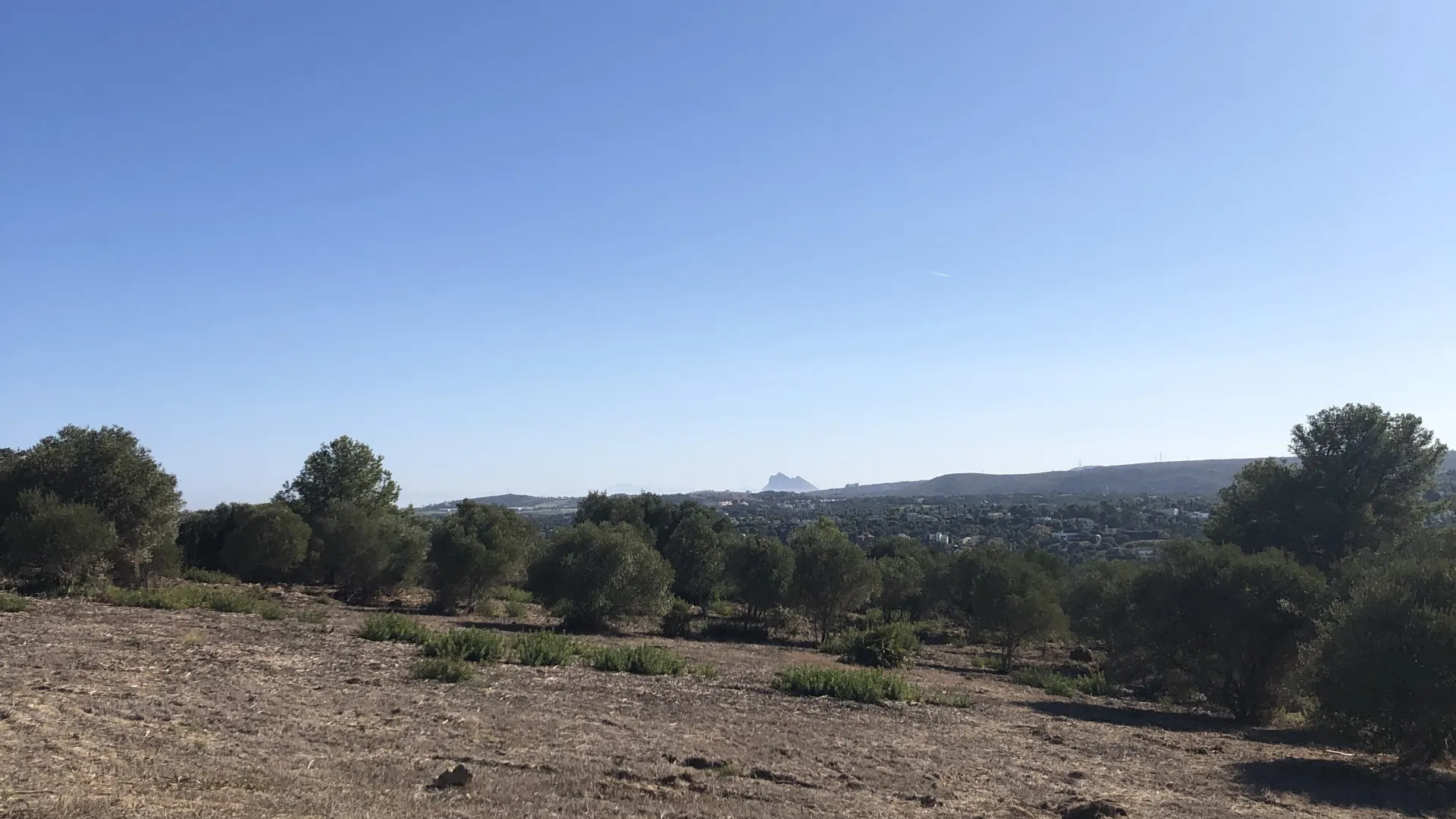 Plot in Zona L for sale