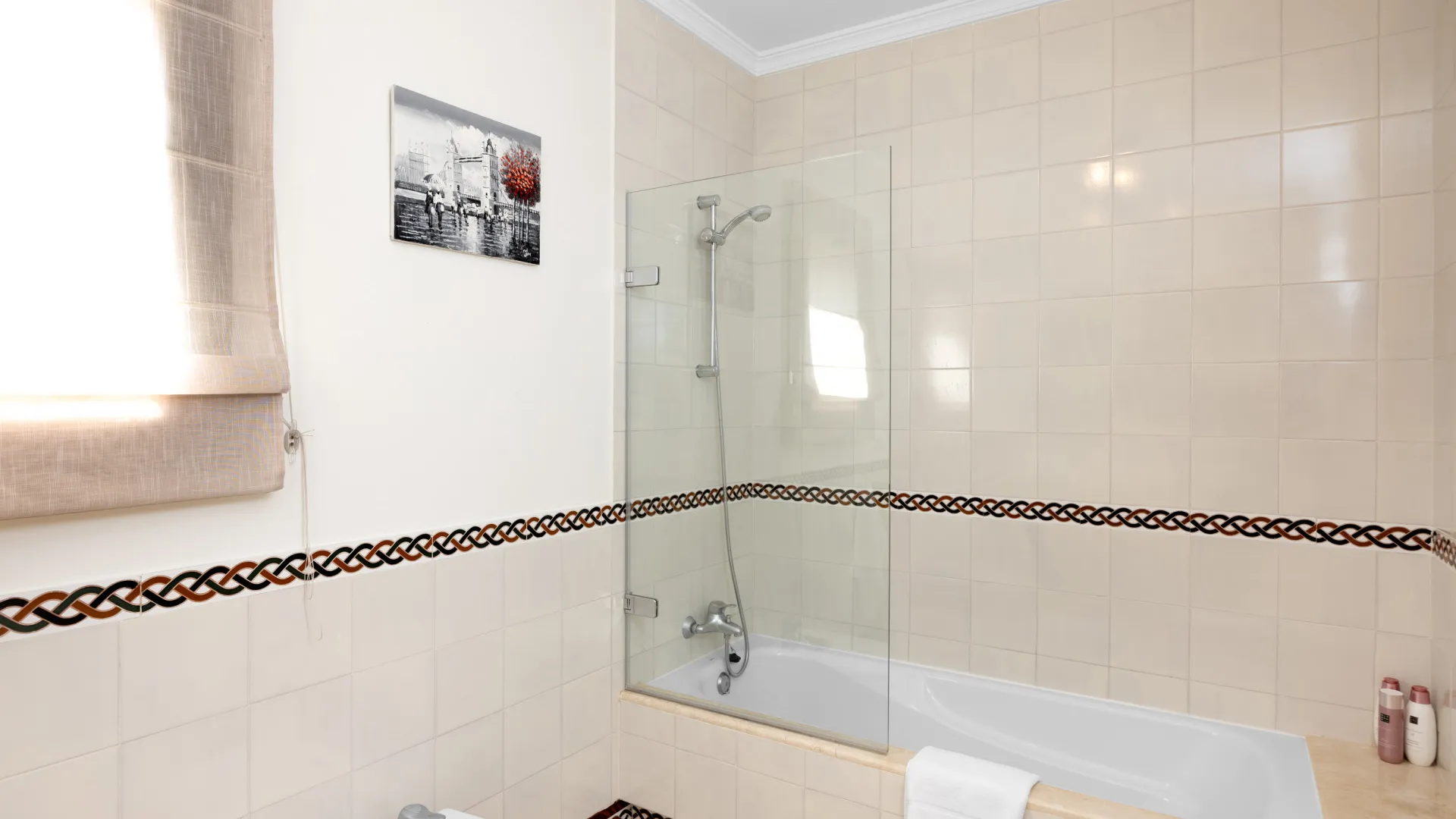 Villa for sale in Zona F with 4 bedrooms