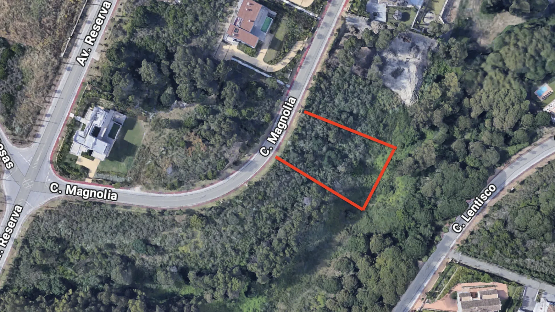 Zona M plot for sale