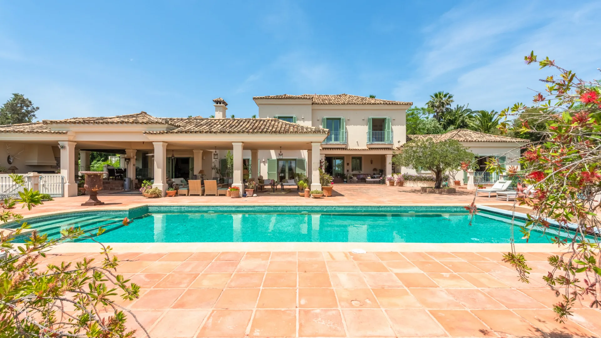 Se vende villa en Zona F