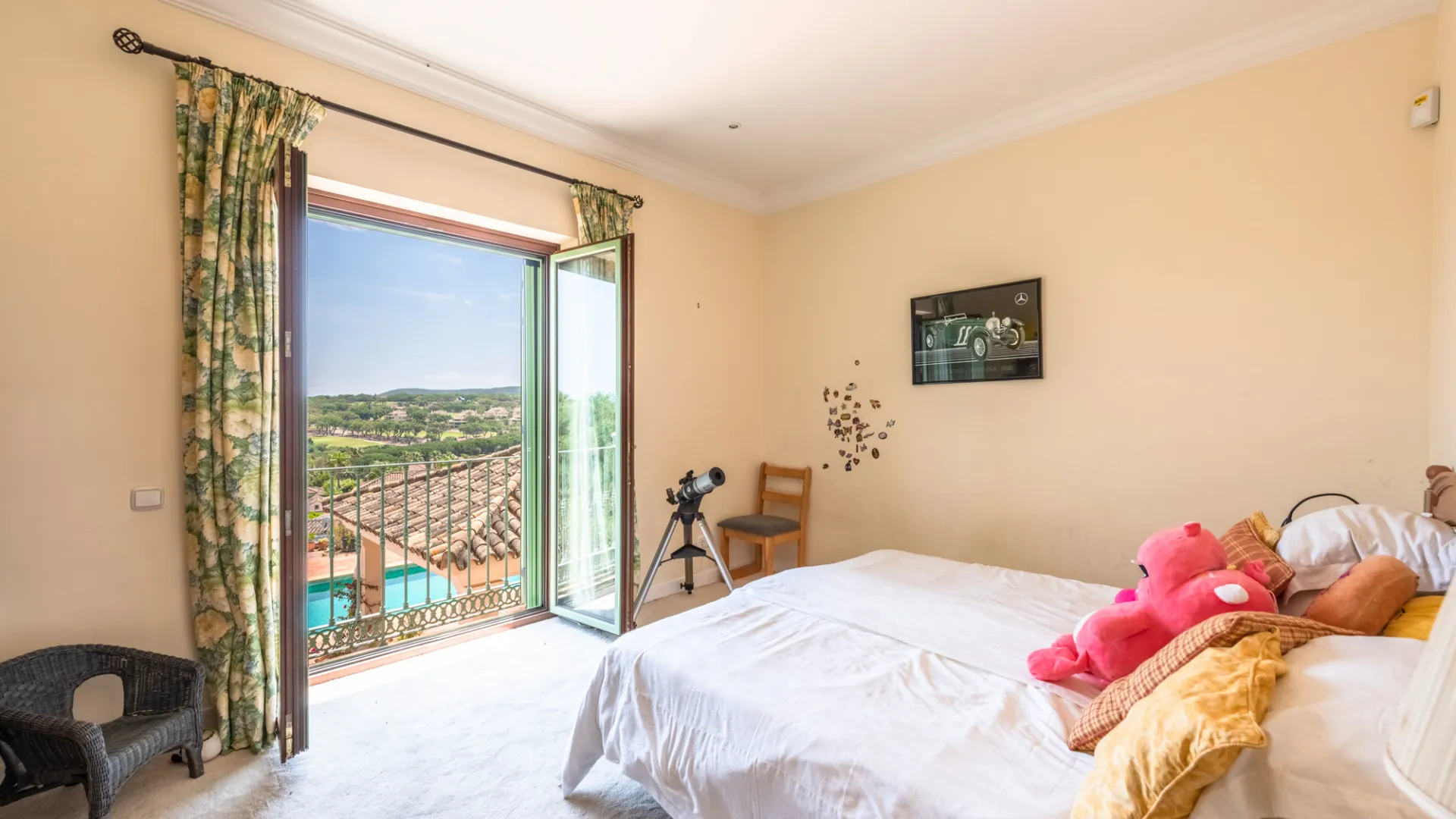 Se vende villa en Zona F