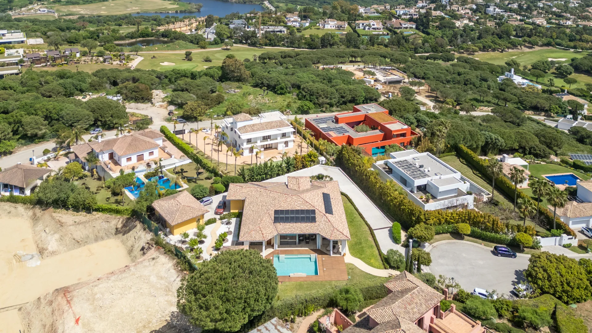 For sale Zona G 4 bedrooms villa