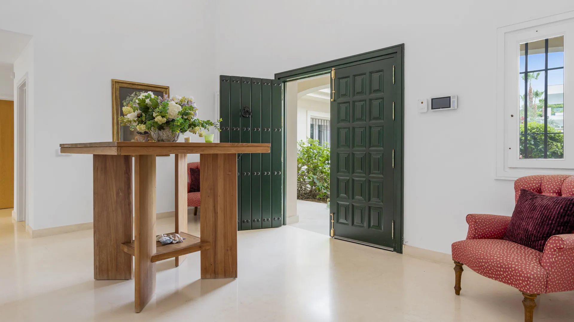 7 bedrooms Kings & Queens villa for sale
