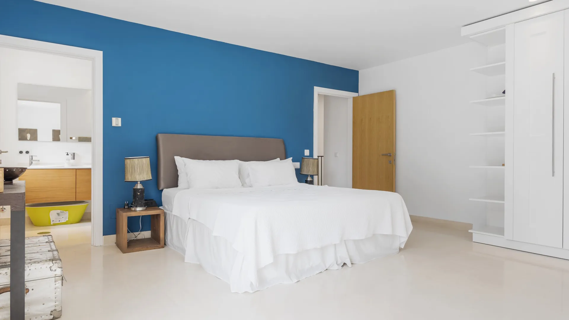 7 bedrooms Kings & Queens villa for sale