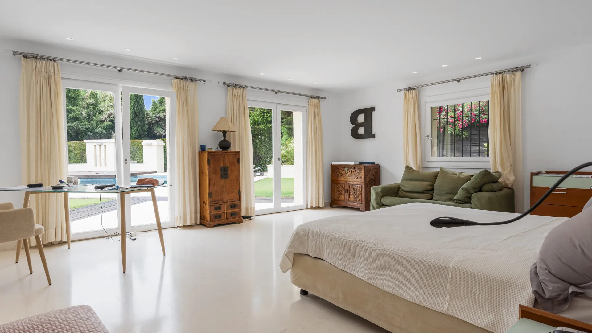 7 bedrooms Kings & Queens villa for sale
