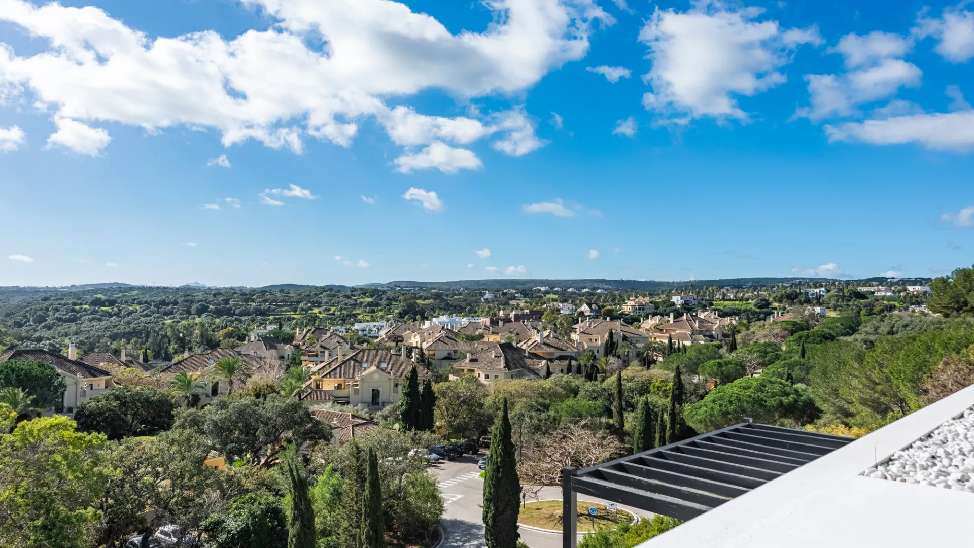 For sale duplex penthouse in Hacienda de Valderrama