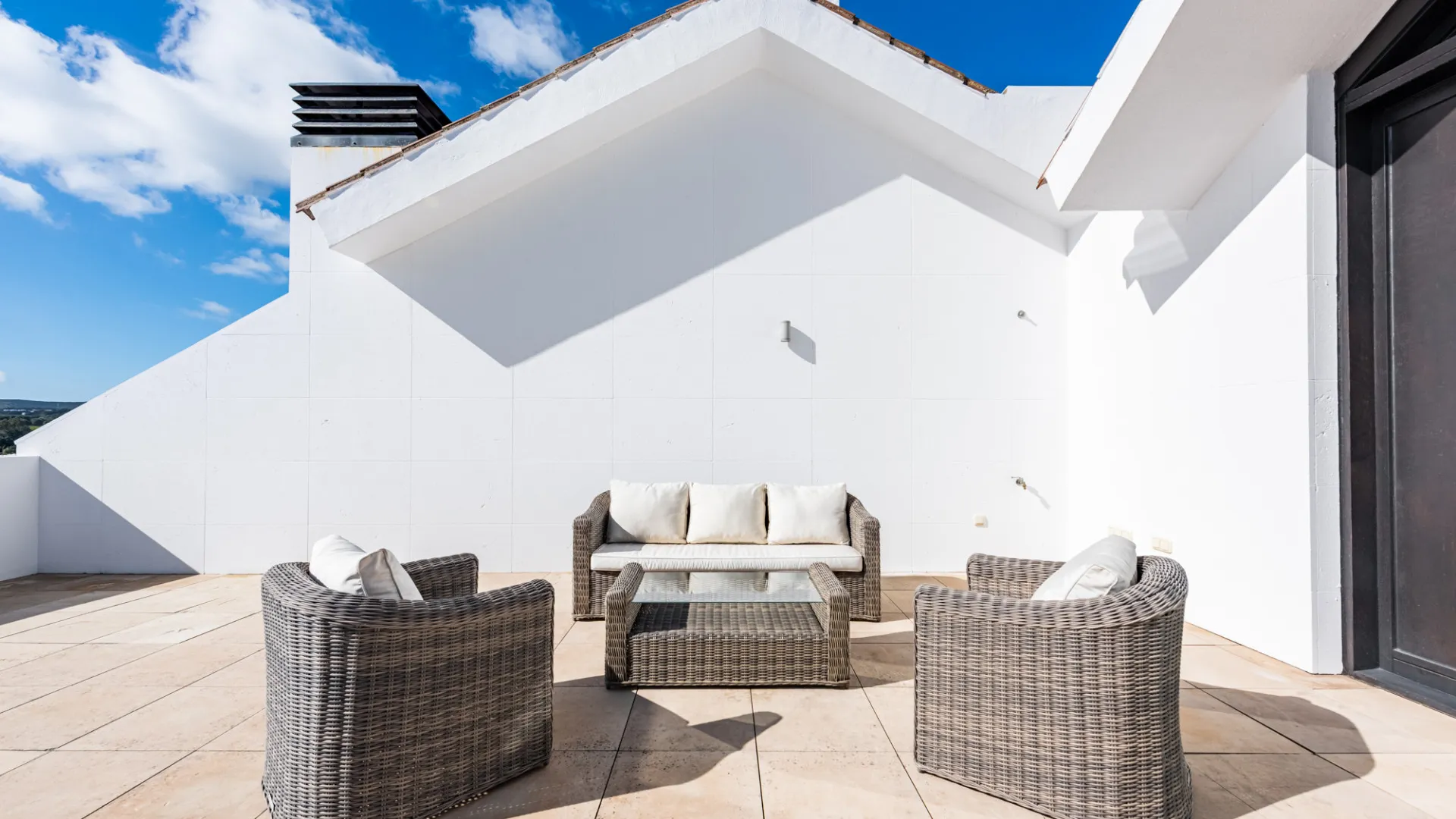 For sale duplex penthouse in Hacienda de Valderrama