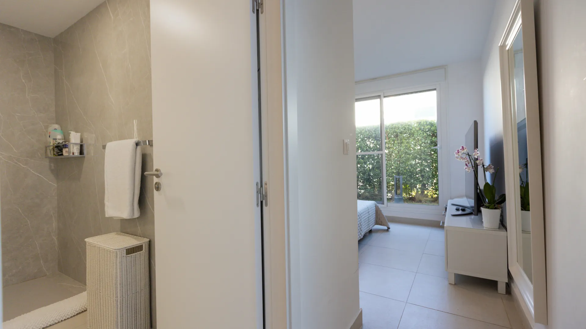 3 bedrooms ground floor apartment for sale in Senda Chica