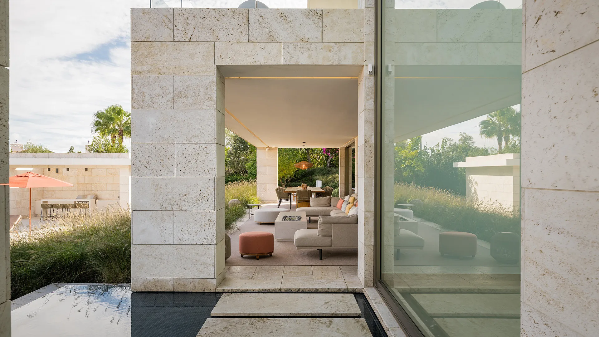Villa with 5 bedrooms for sale in Zona L