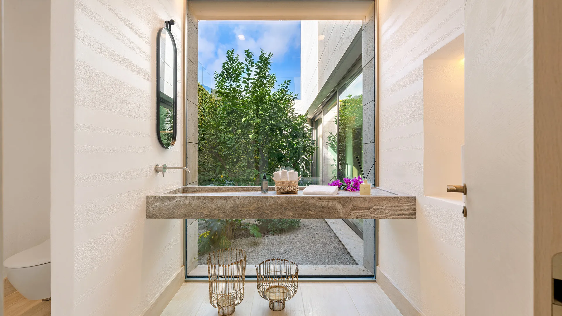 Villa with 5 bedrooms for sale in Zona L