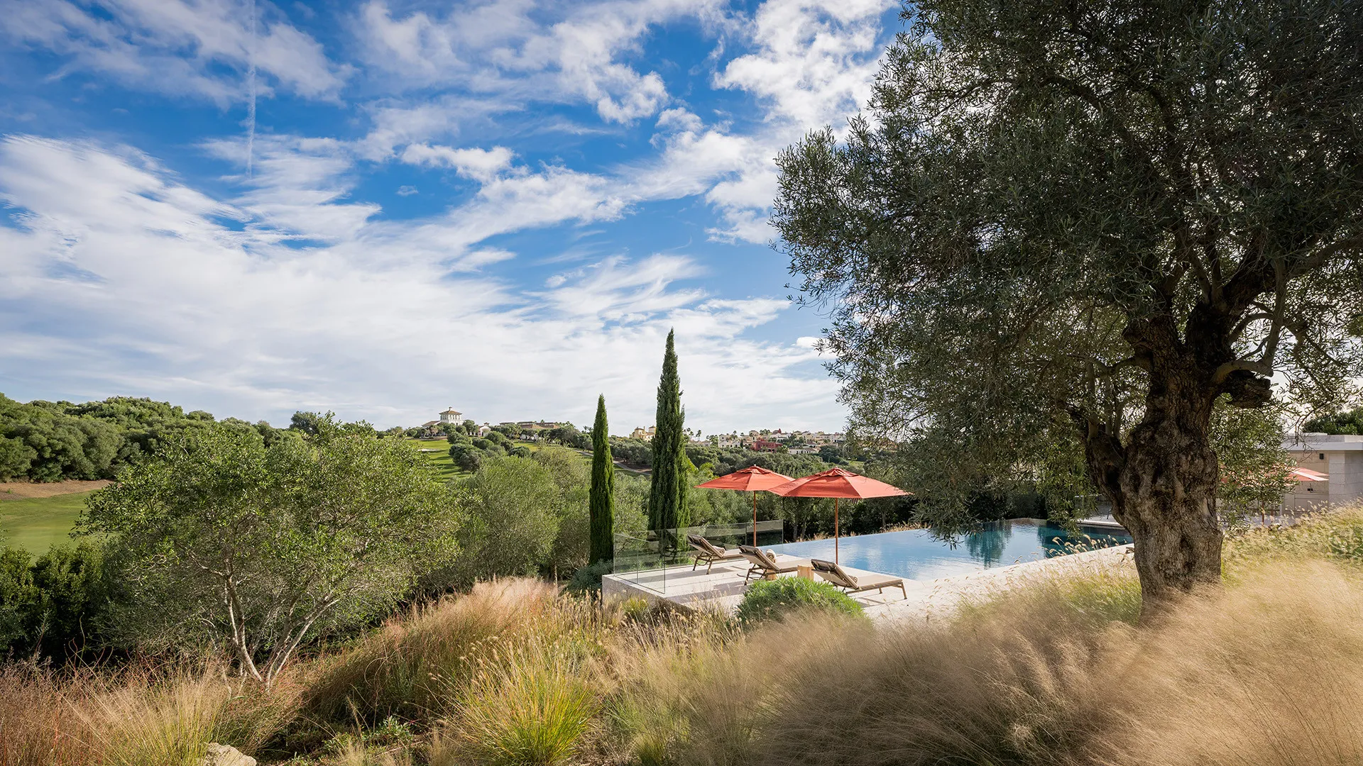 Villa with 5 bedrooms for sale in Zona L