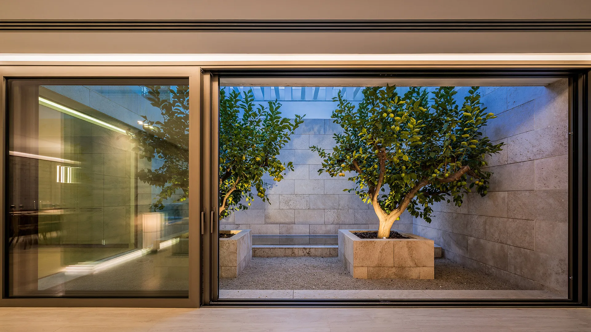 Villa with 5 bedrooms for sale in Zona L