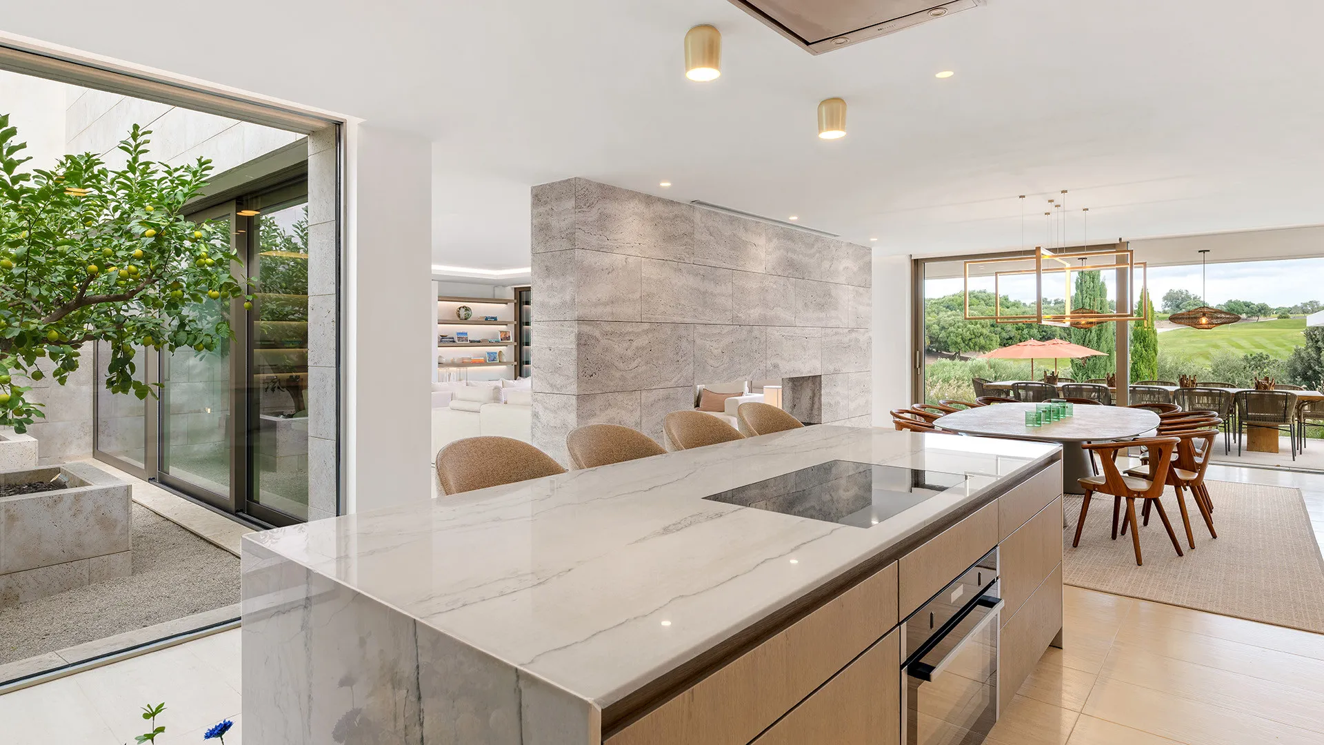 Villa with 5 bedrooms for sale in Zona L