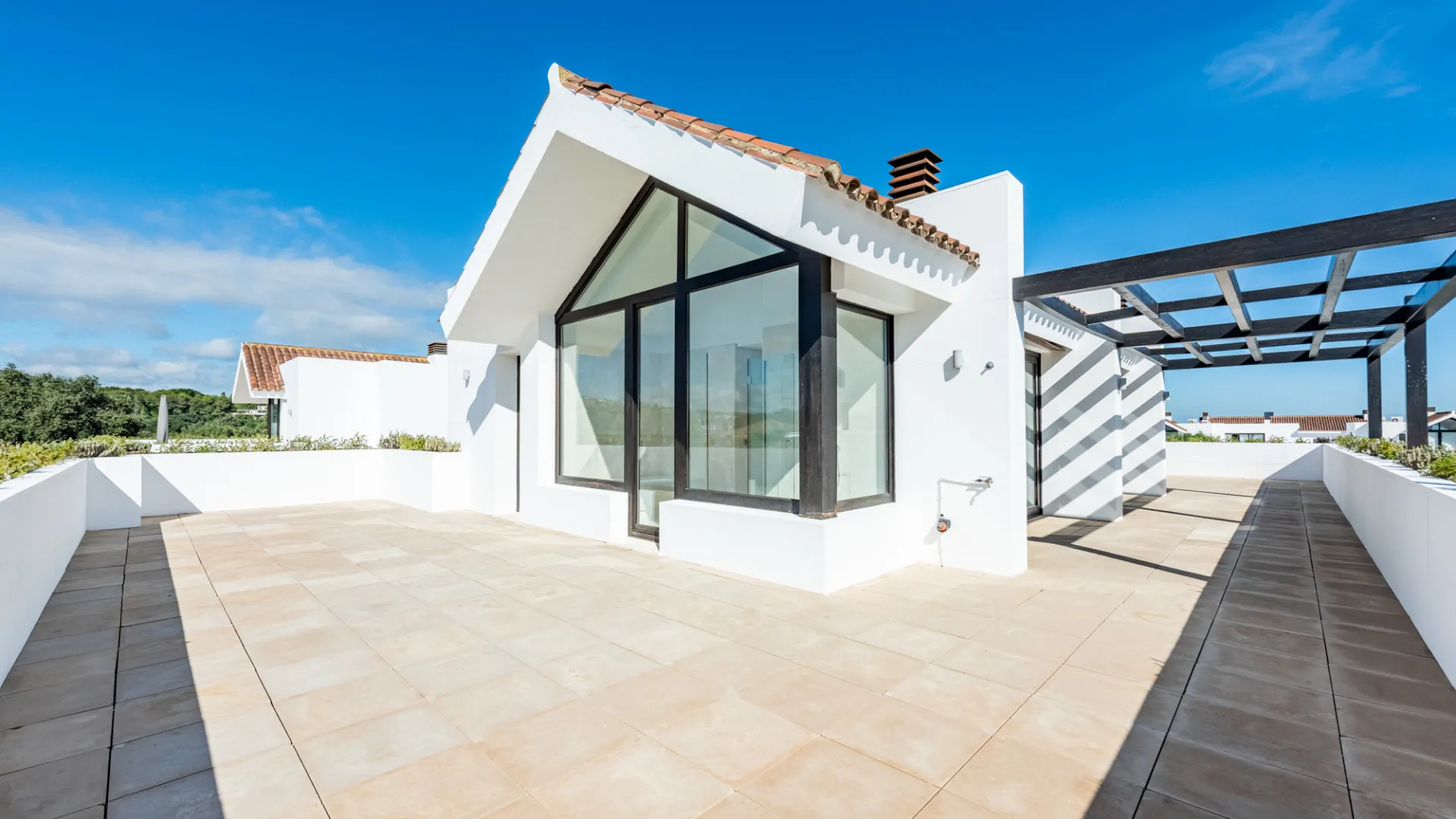 Atico duplex en venta de 4 dormitorios en Hacienda de Valderrama