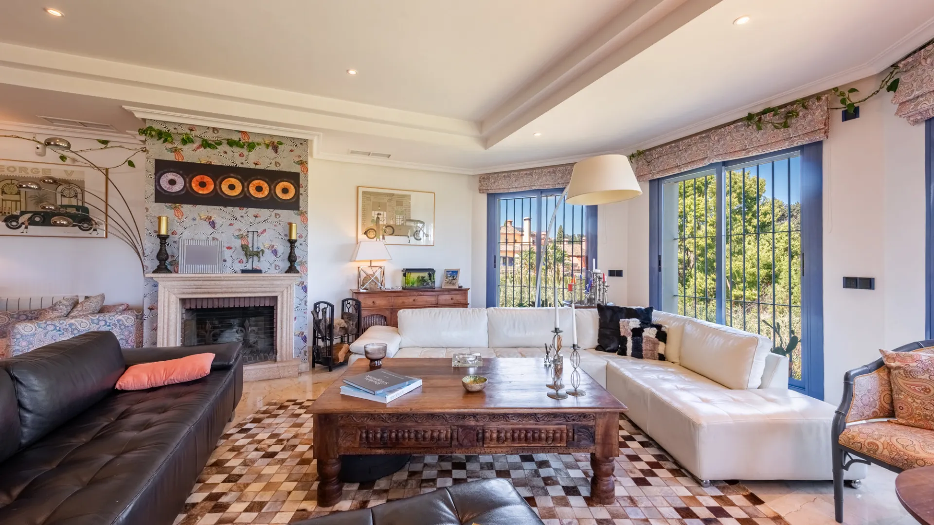 For sale 6 bedrooms villa in Zona B