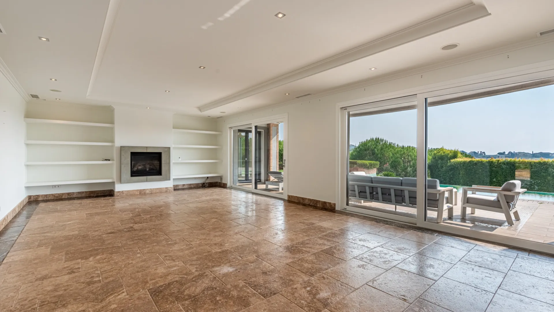 Villa con 7 dormitorios en venta en Zona G