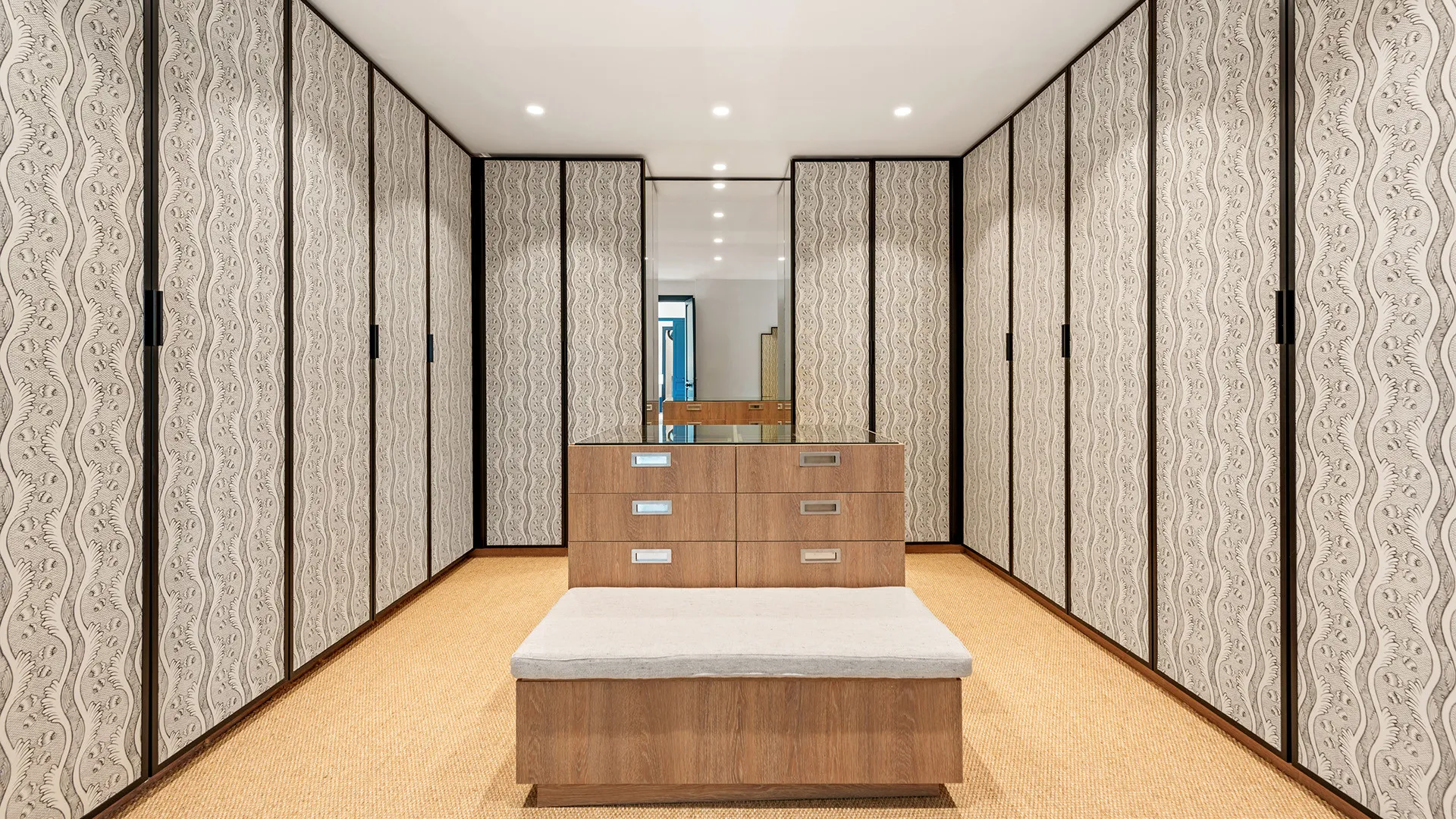 Zona F, villa en venta de 8 dormitorios