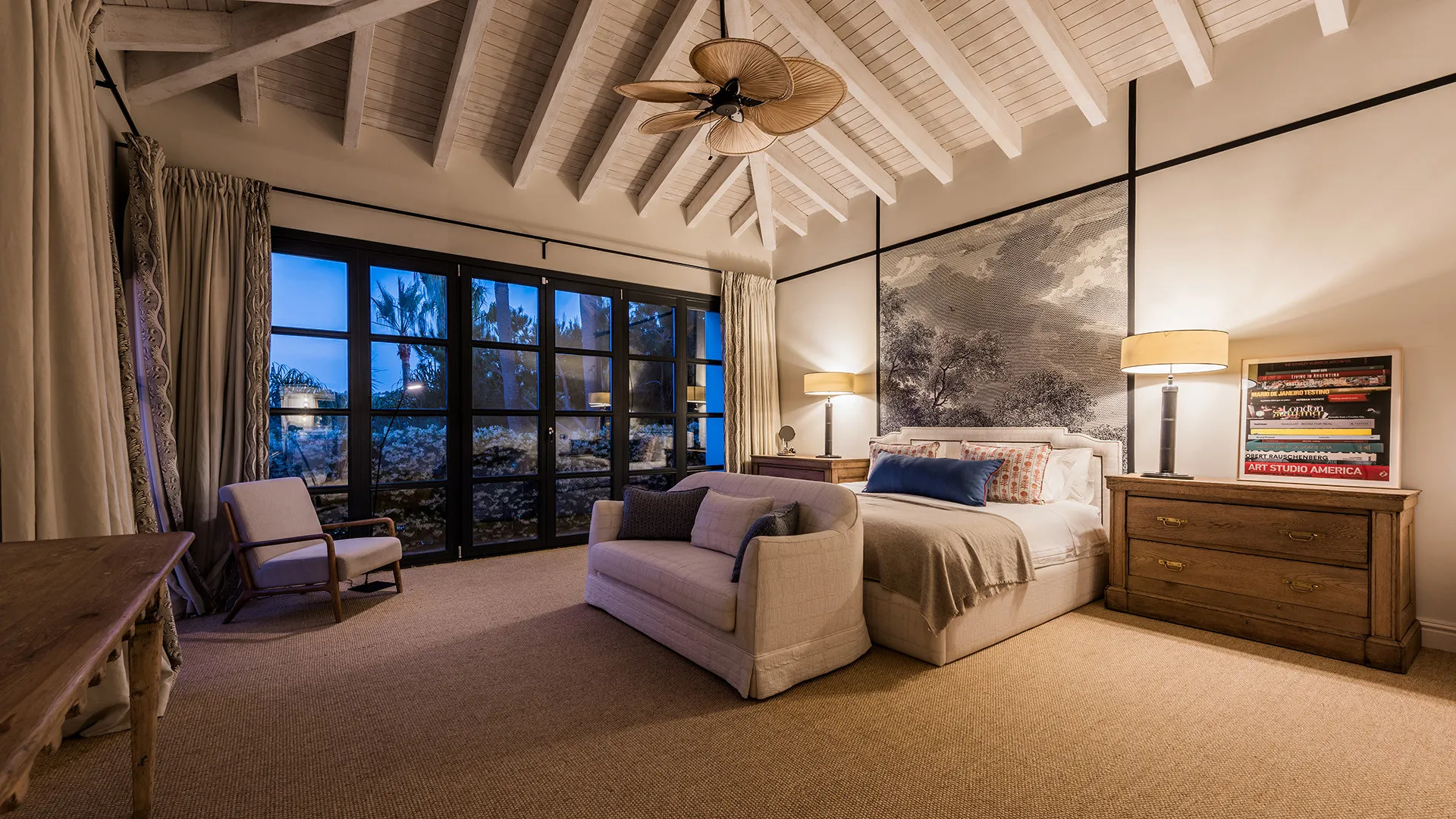 Zona F, villa en venta de 8 dormitorios