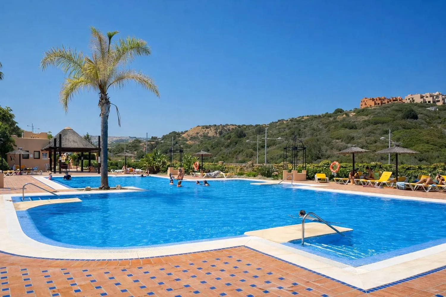 2 bedrooms flat for sale in La Duquesa