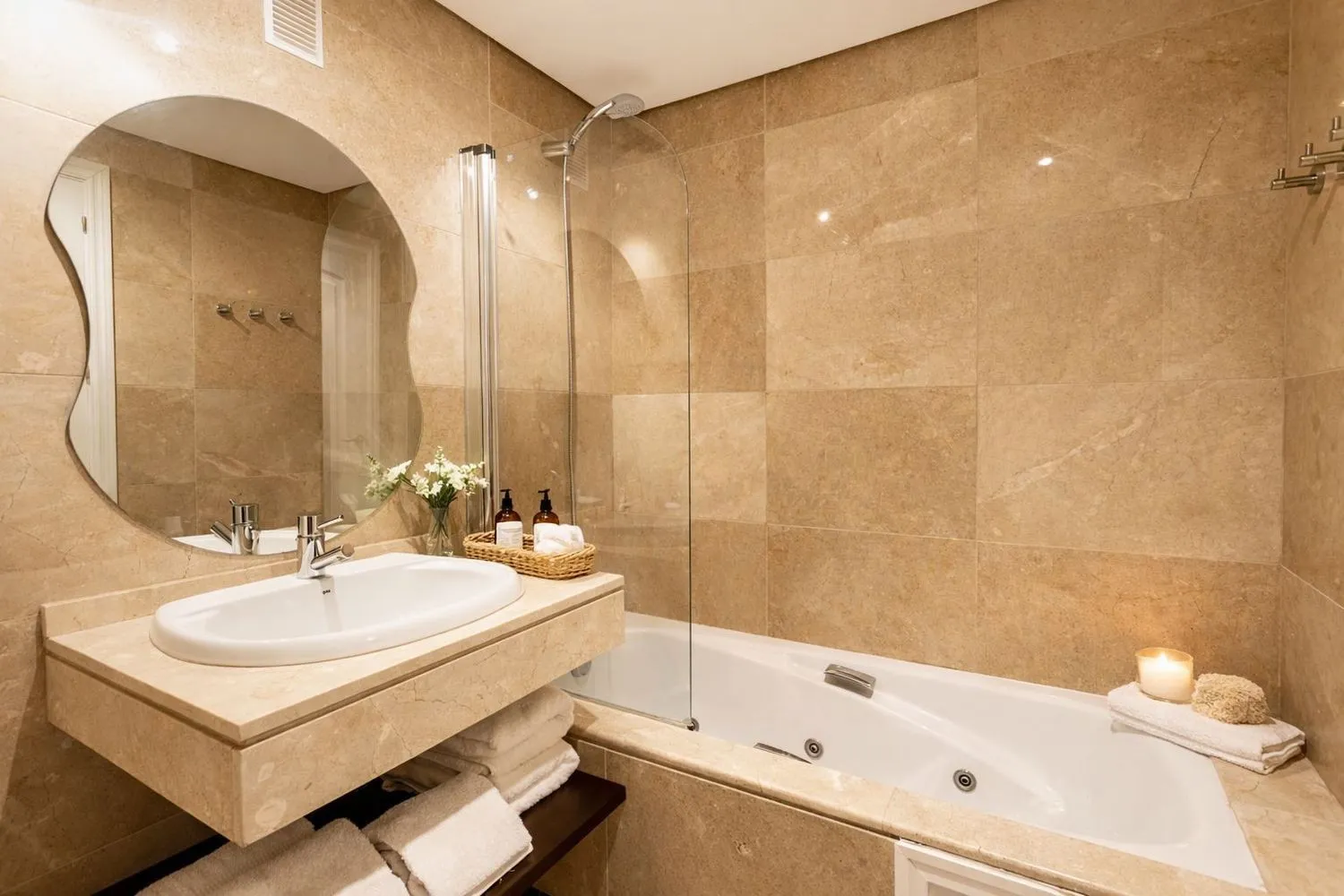 2 bedrooms flat for sale in La Duquesa