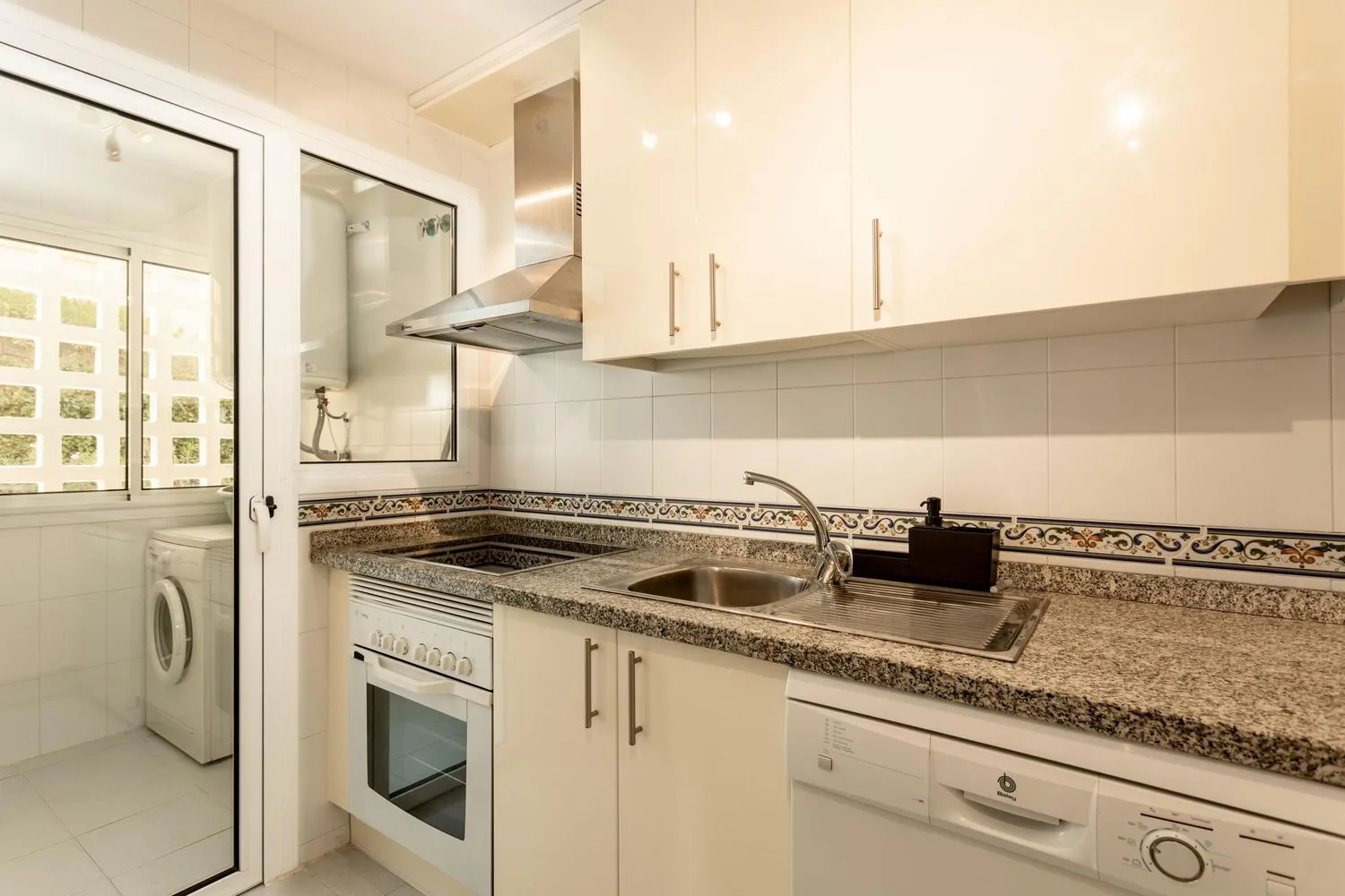 2 bedrooms flat for sale in La Duquesa