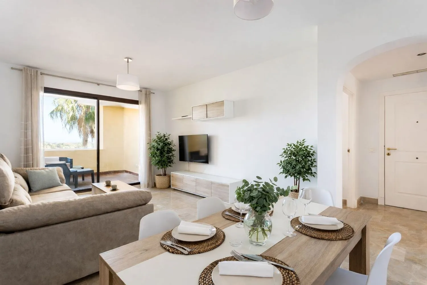 2 bedrooms flat for sale in La Duquesa